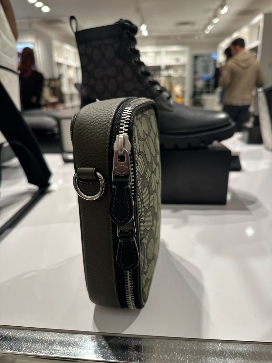 【Coach】Stanton Crossbody In Signature Jacquard◆国内発送◆ COACH® Outlet | Stanton Crossbody