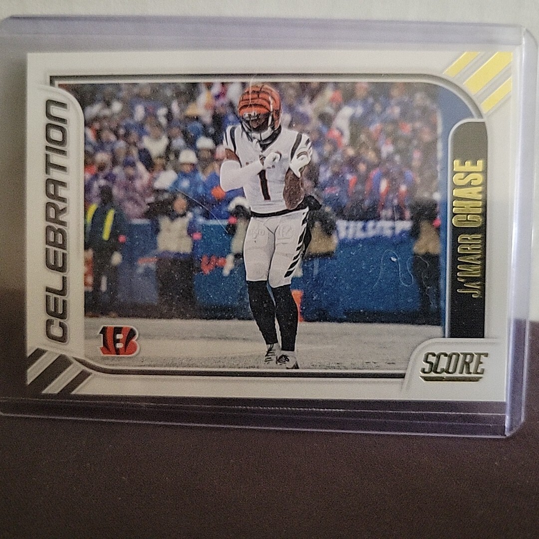 2023 Score - Celebration Gold #12 Ja'Marr Chase