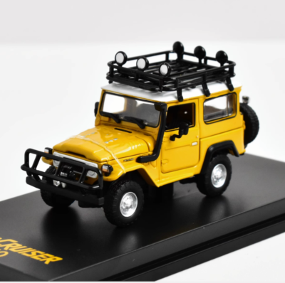 ZD HF 1:64 Yellow Land Cruiser FJ40 SUV Sports Model Toy Diecast
