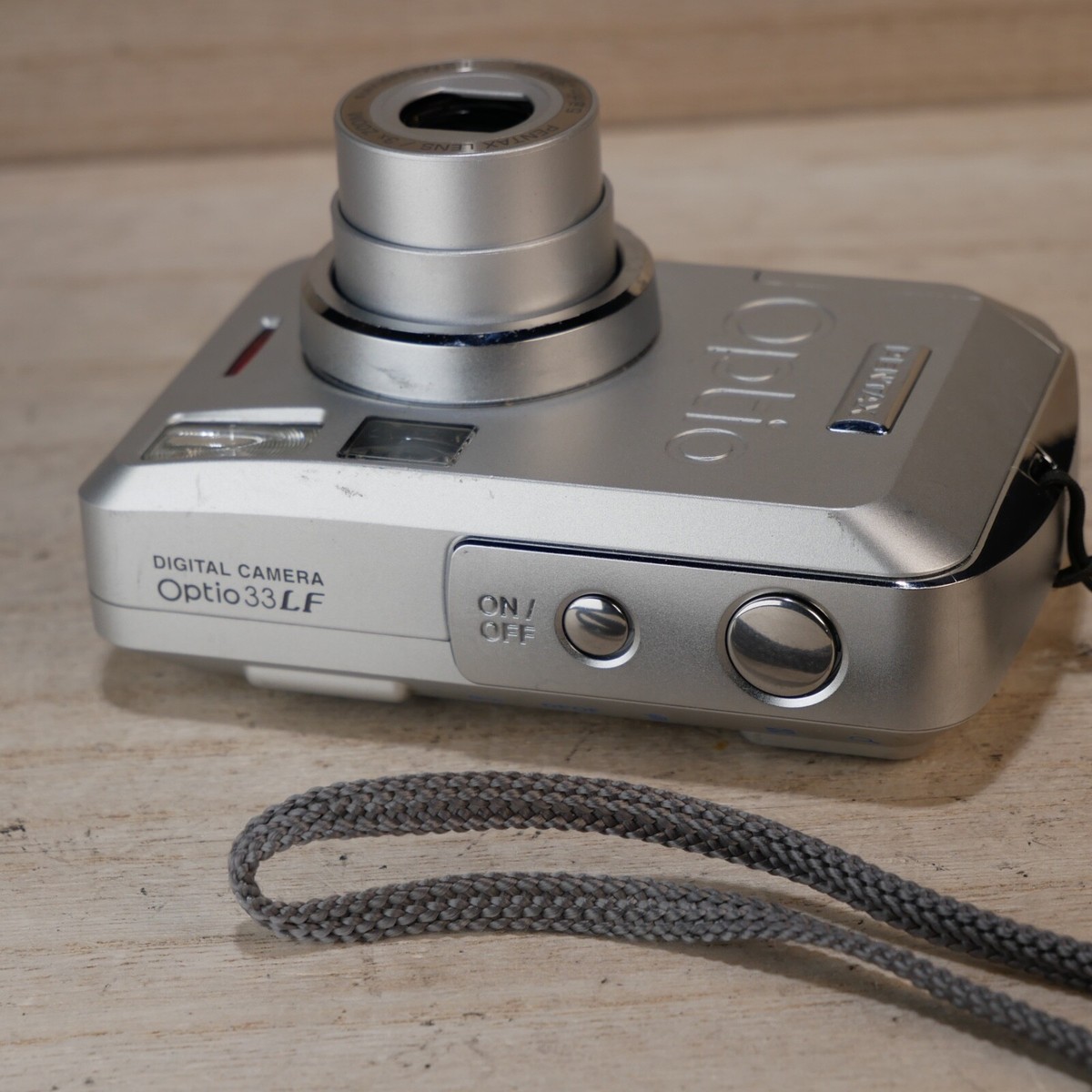 PENTAX optio 33LF ペンタックス　オプティオ　デジタルカメラ PCUPdate：3万円のエントリー機に“マルチアングル液晶