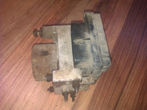 Mazda 626 2000 ABS Unit (ABS Brake Pump) 9z08c1476,  #55889-18
