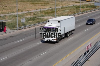 LKW Foto MAN F2000 Koffer LKW Kasachstan weiß #w8eu