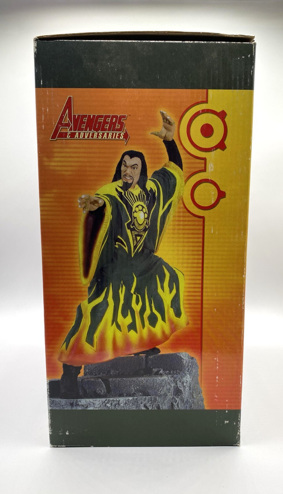 Avengers & Adversaries Mandarin 8" Resin Statue (2003) - Picture 10 of 14