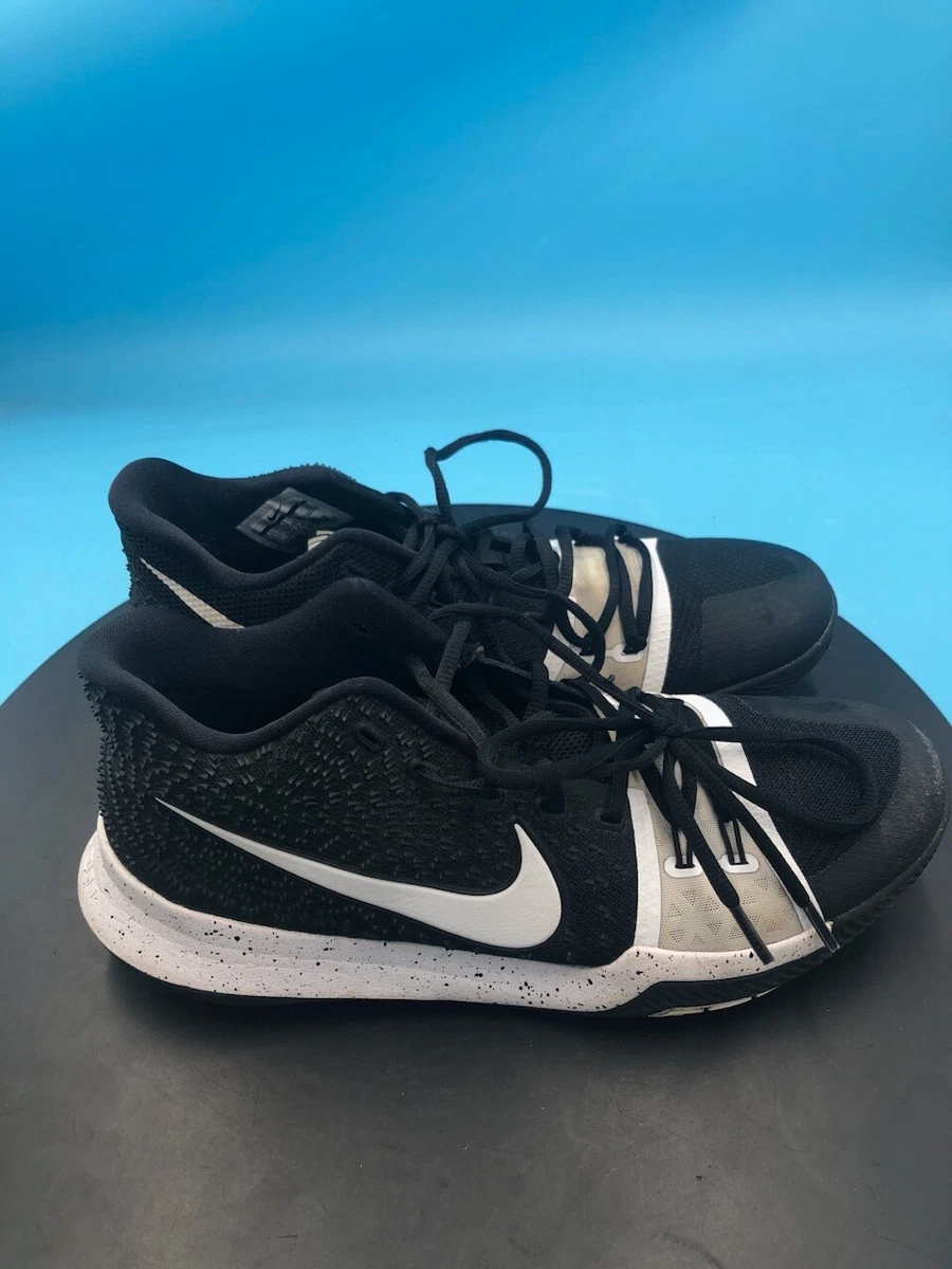 Kyrie top 11 black