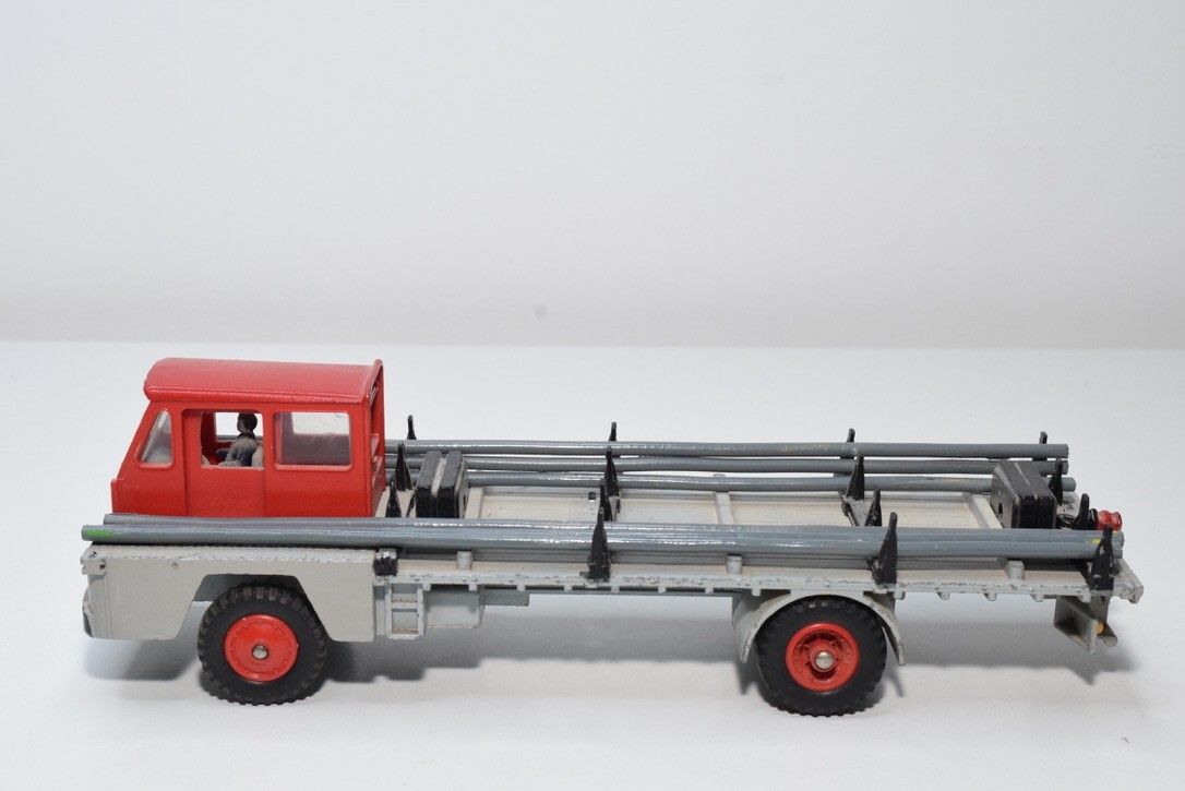 Dinky Toys - 1:43 - No. 885 Saviem Transport für