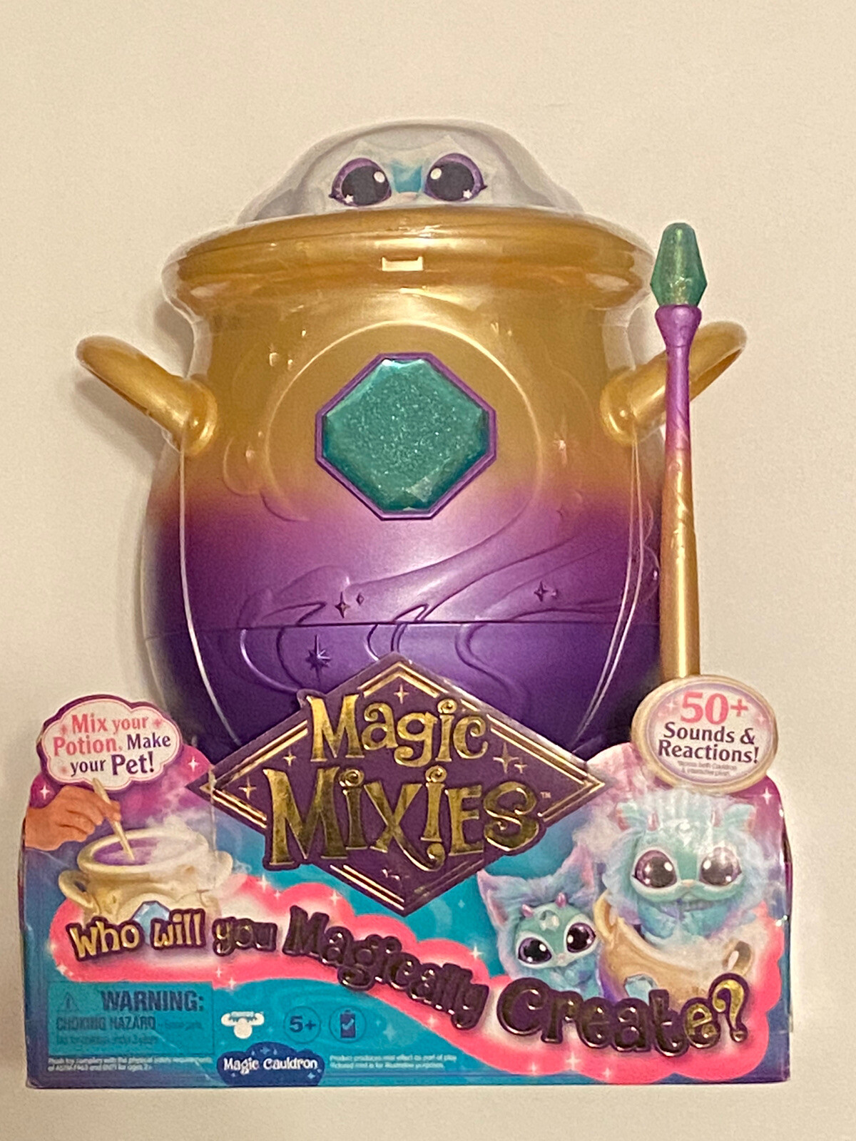 Magic Mixies Magical Misting Cauldron with 8" Plush academico.unemat.br