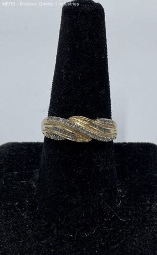 14K Yellow Gold Diamond Ribbon Crossover Band Ring