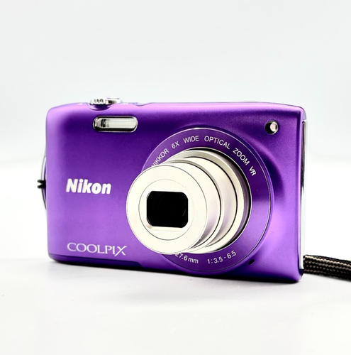 Appareil Photo Numérique Compact Nikon COOLPIX S3300 Doré 20MP - 6x Zoom - Occasion Très Bon État