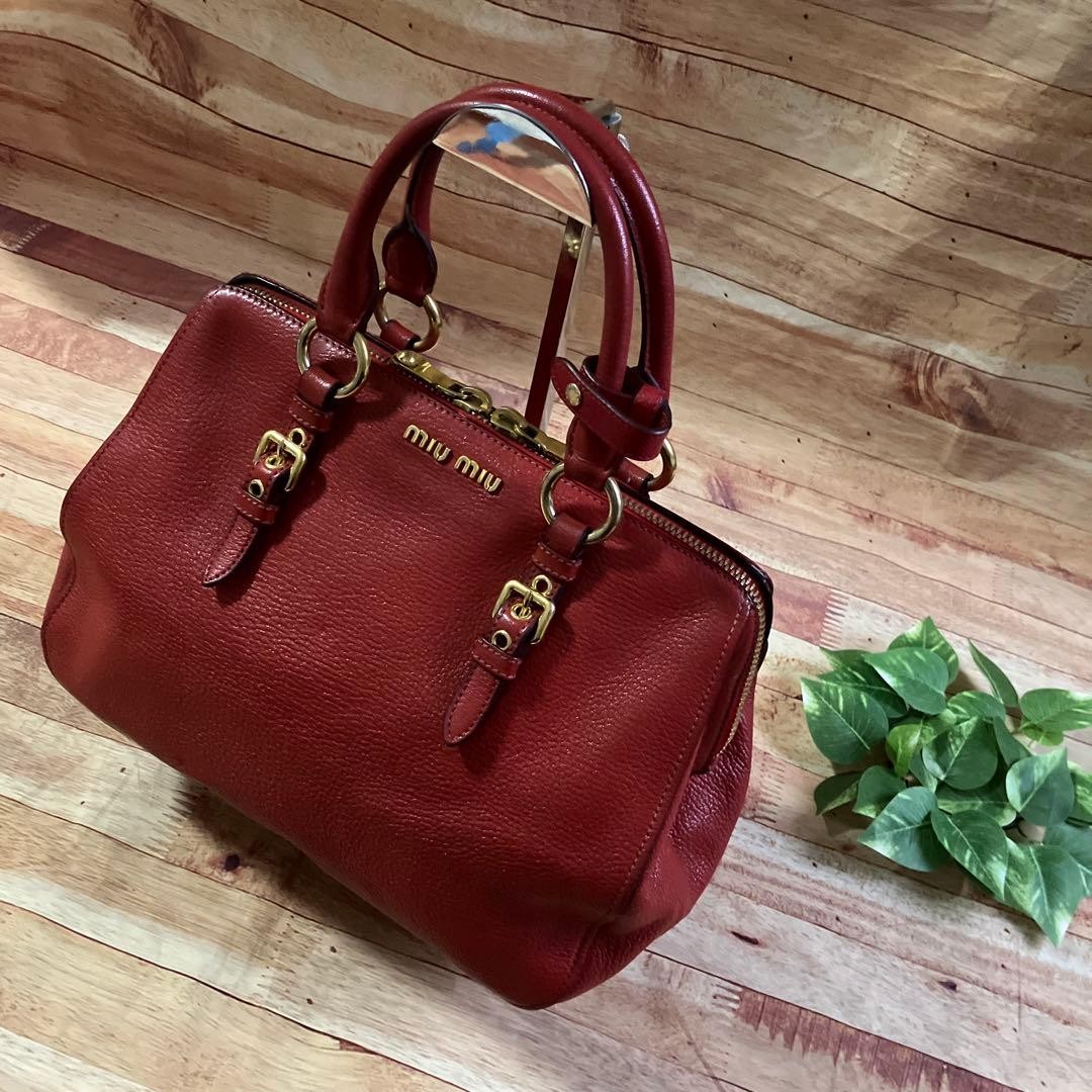 MIU MIU Leather Handbag Red Gold Elegant Tote Authentic Women's Bag from Japan