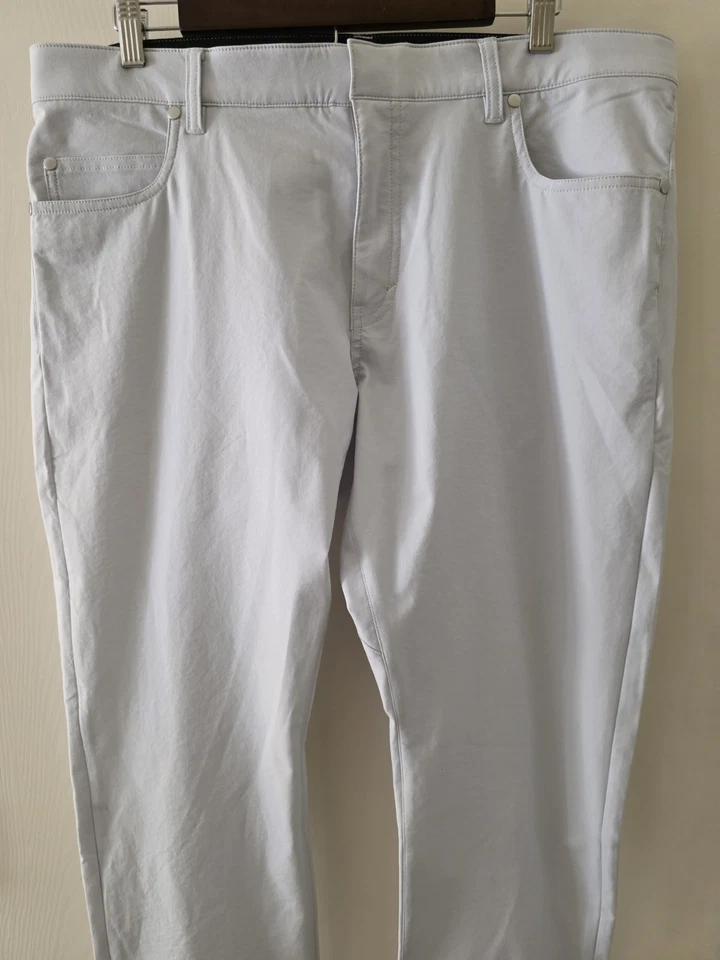 Брюки для гольфа мужские NIKE Dri-Fit 36x29 Slim Fit цвета слоновой кости плоские передние пружинные 2023 - Изображение 2 из 4