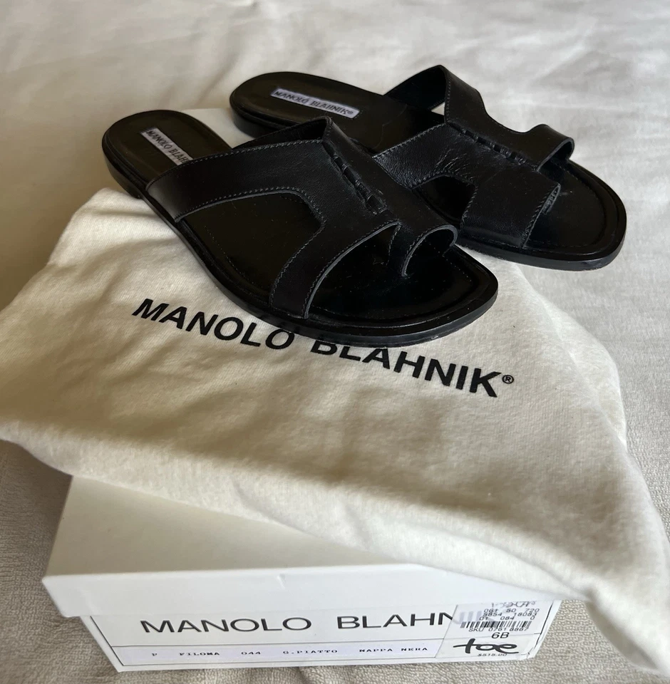 Sandálias de couro liso preto Manolo Blahnik tamanho 6 - Imagem 2 de 4