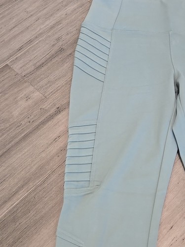 Athleta Delancey Moto Tight Leggings Sage Size M Ribbed Panels Zip Ankle NWT - Picture 4 of 9