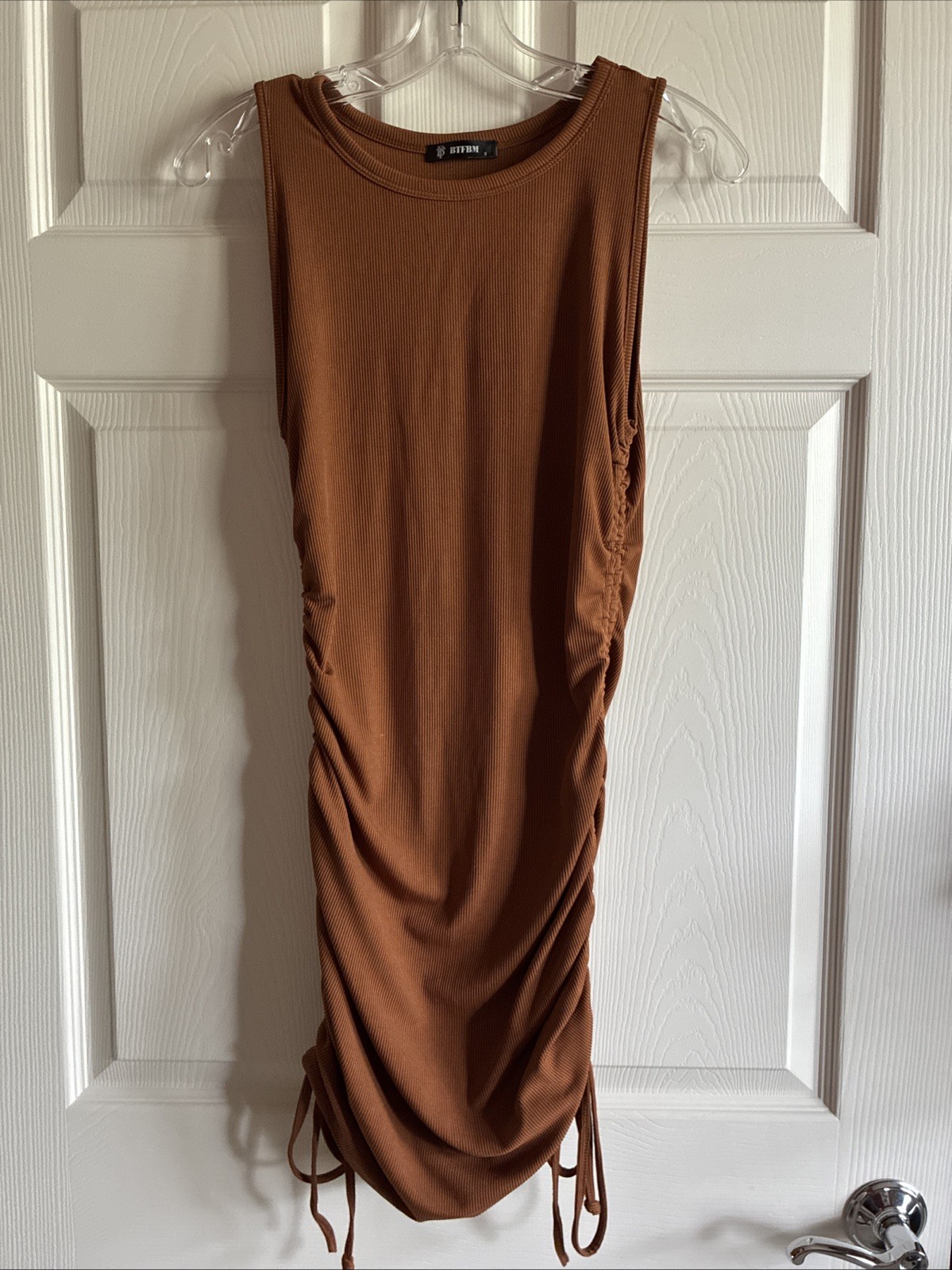 BTFBM Rust Brown Casual Ruched Bodycon Sleeveless Ribbed Dress Size Small