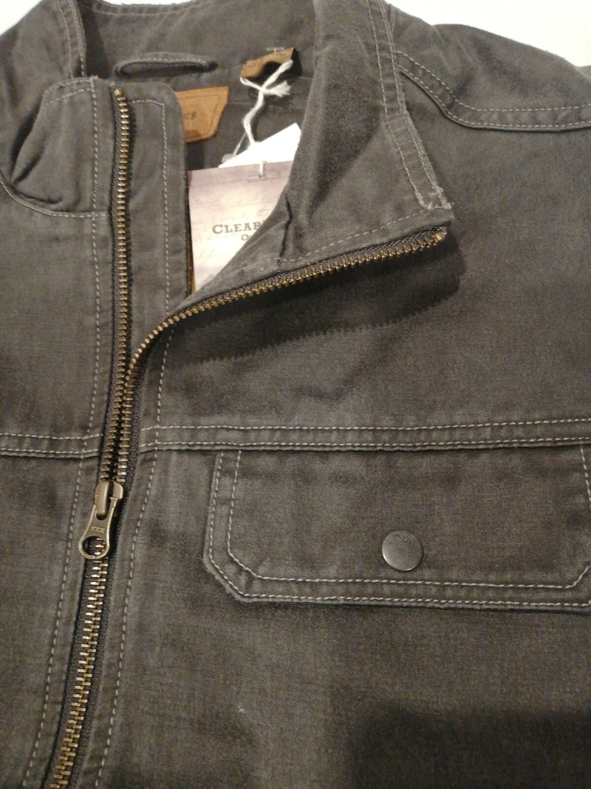 Clear Water Outfitters Vest Size Medium Charcoal Premium Designer MSRP $95