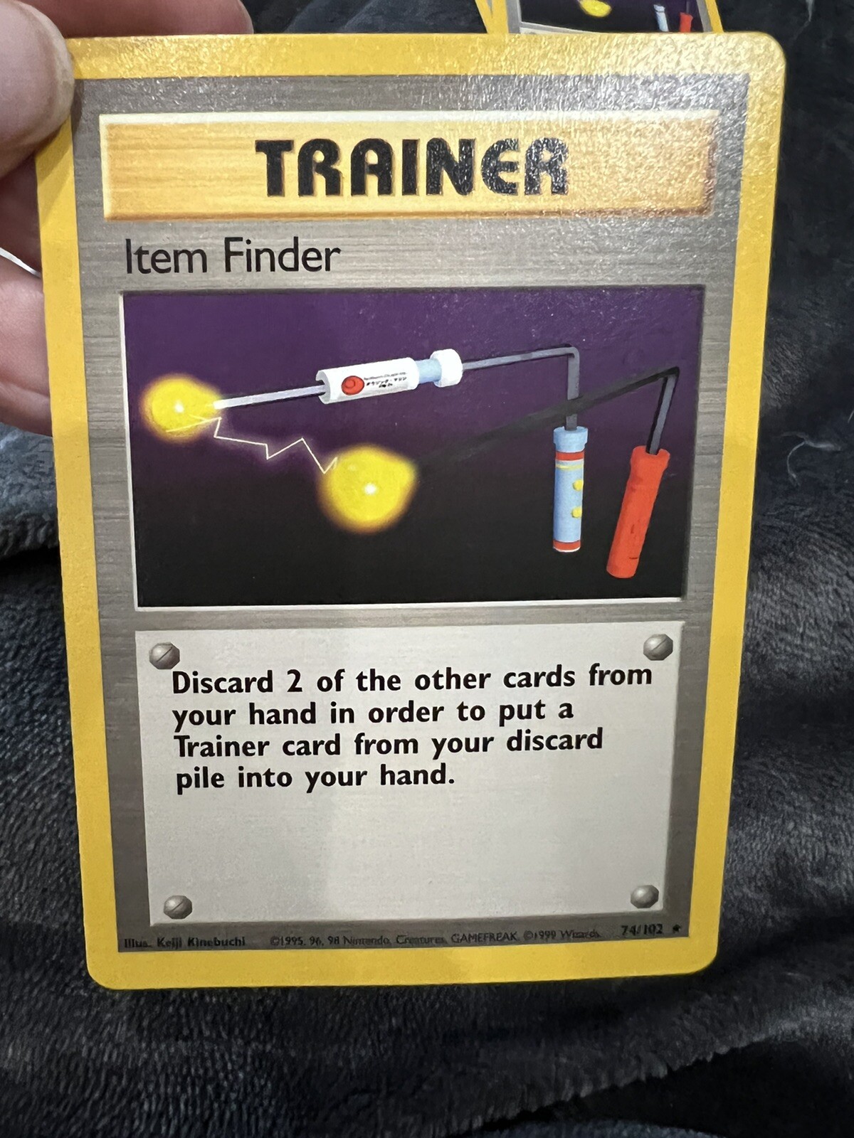 1999 Pokemon Base Set Item Finder (Trainer) SHADOWLESS 74/102 Near Mint