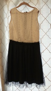 white top blue skirt dress