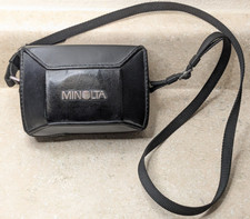 Minolta Hi-Matic AF2 35mm Film Camera Auto Focus Point  Shoot w Case. No-Flash