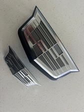 2020 - 2024 Cadillac Ct5 2020 - 2021 Ct4 Set Crest Emblem Oem 84552880