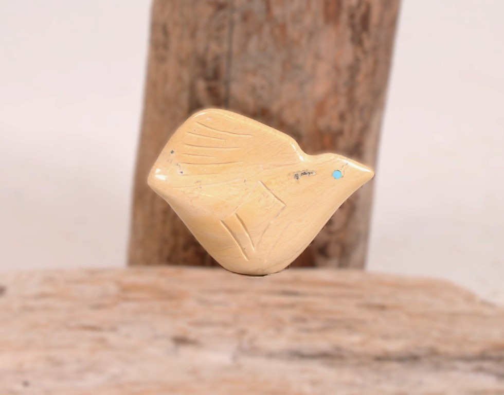 Vintage Zuni Fetish by Daniel Chattin