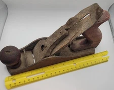 MADE IN USA Hand Plane Vintage Wood and Metal Bench Plane Tool 9in Collectible