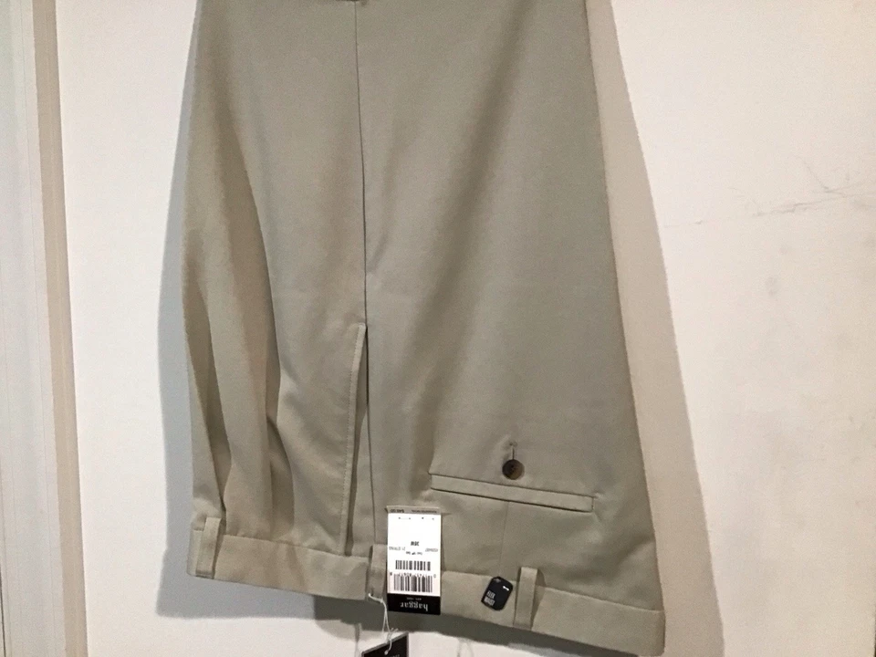 MEN Haggar 21 String 36w Pleated Light Stone Golf Shorts.NEW W/ TAG - Image 4 of 4