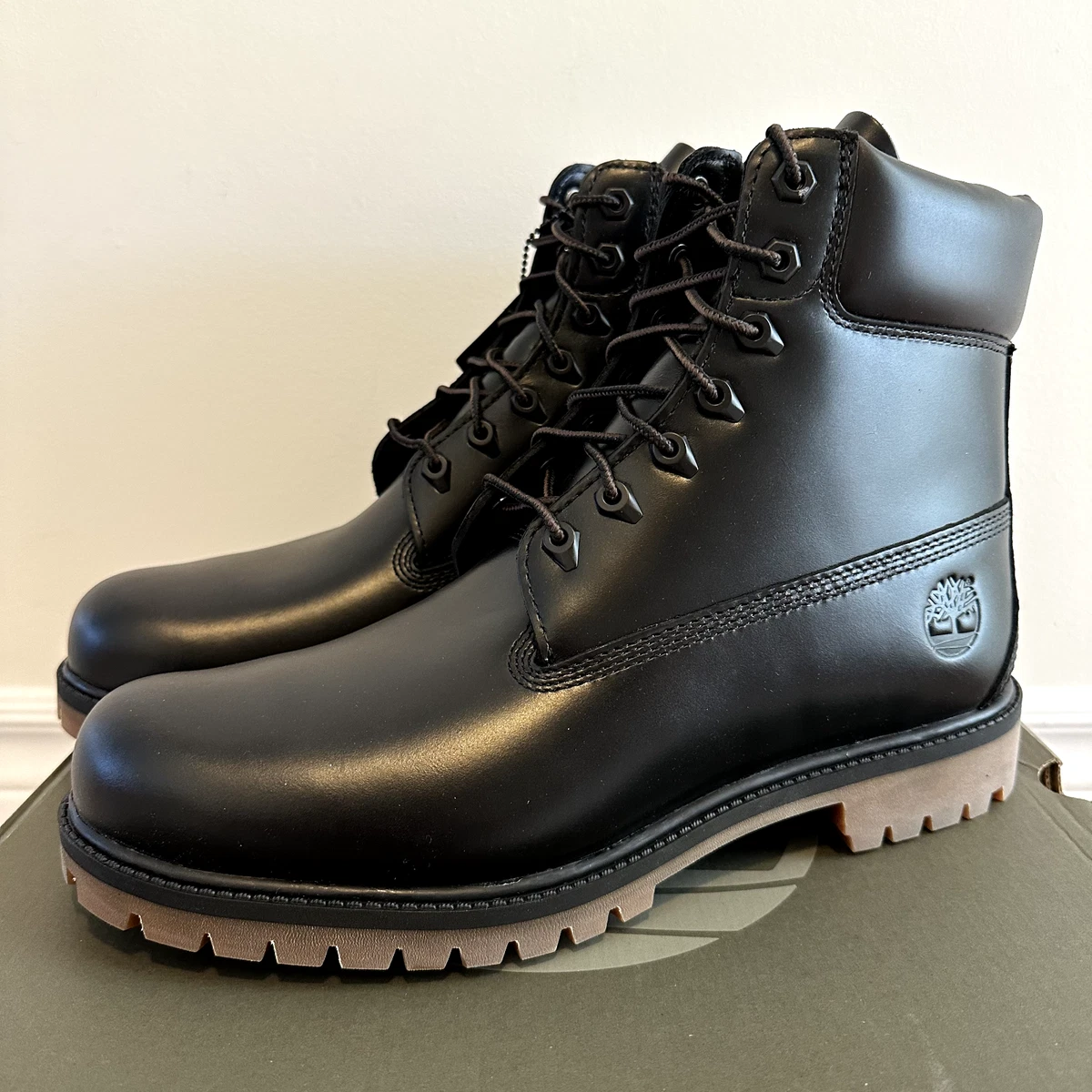 Black timberlands with gum bottom deals