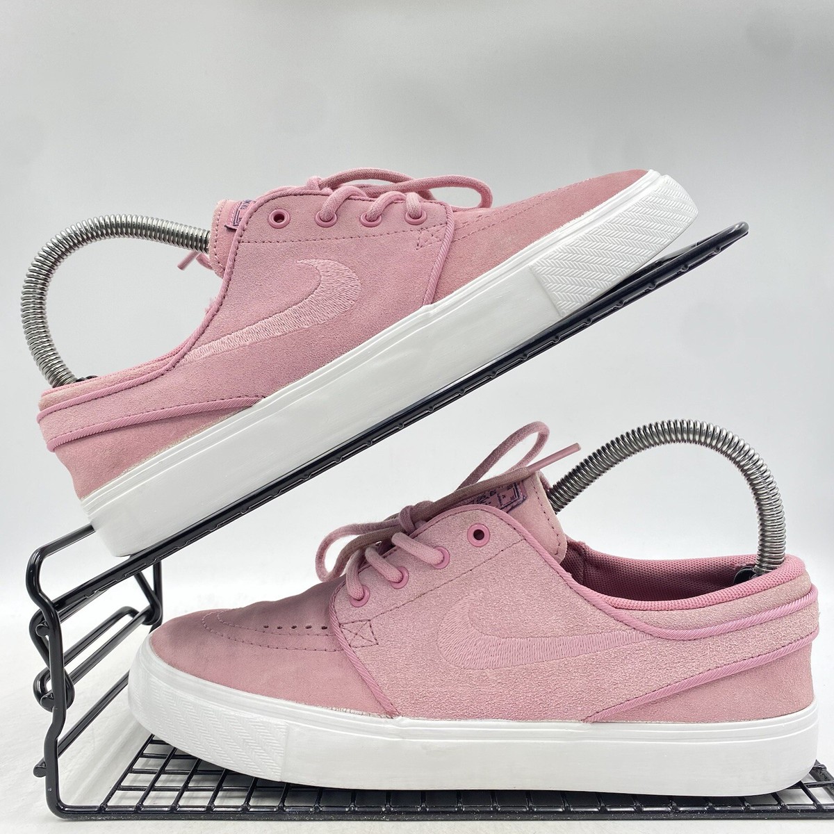 pink janoskis