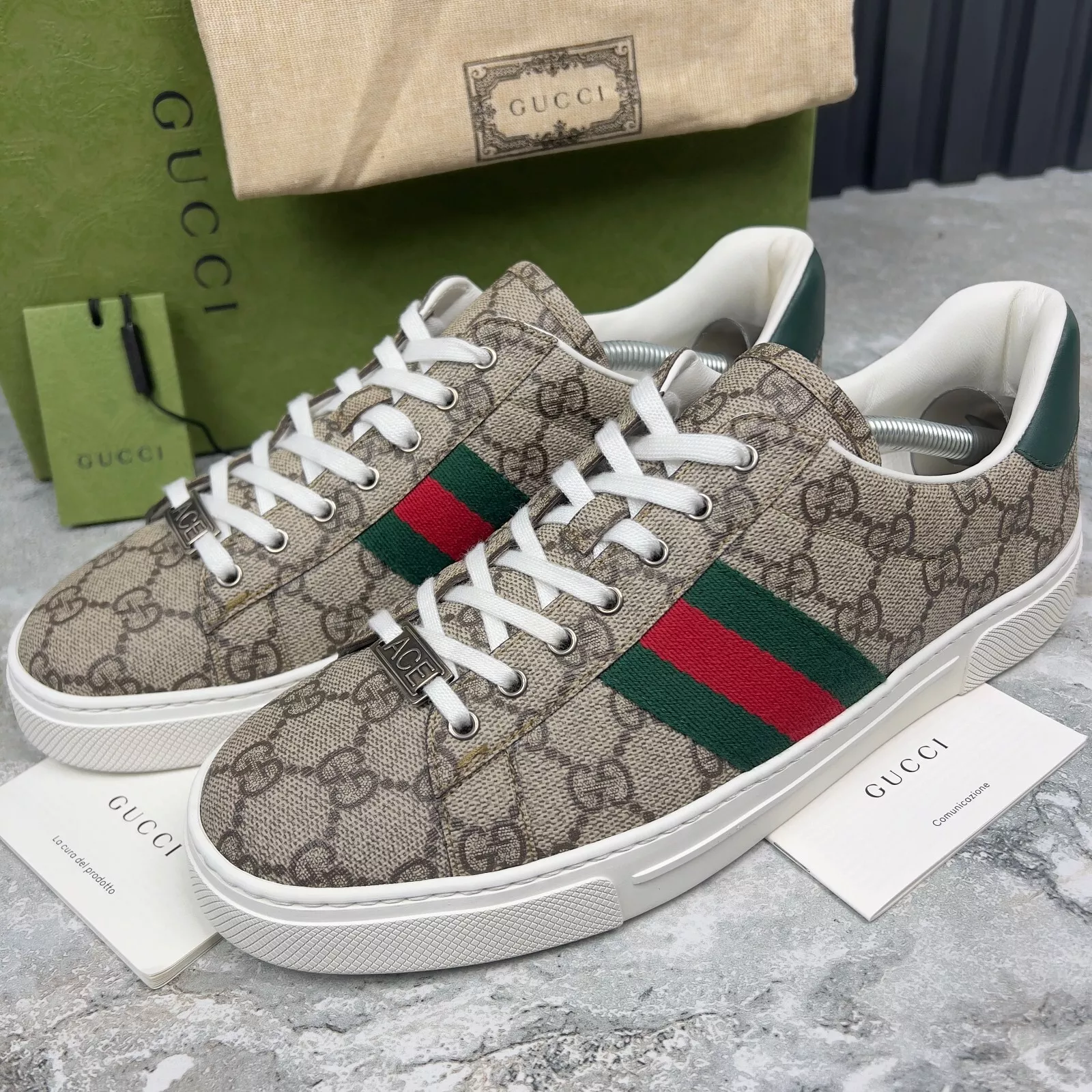 Baskets Gucci ACE GG Supreme en toile cuir beige 9,5 US ou 39,