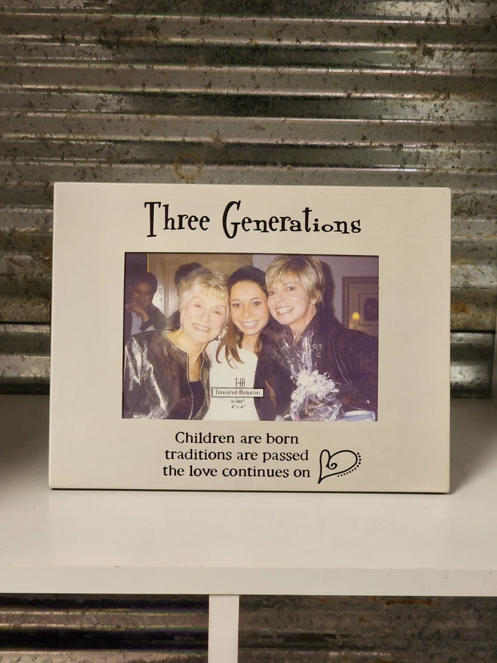 Lot Of 3, Three Generations Frame 4"x6", Family, And Friends 5"x3.5" Silver  Foto 3 de 4