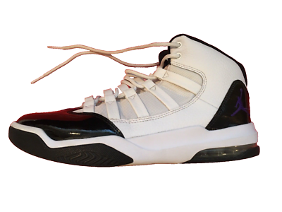 Mens Air Jordan Max Aura Basketball Shoes White /Black  display picture 2