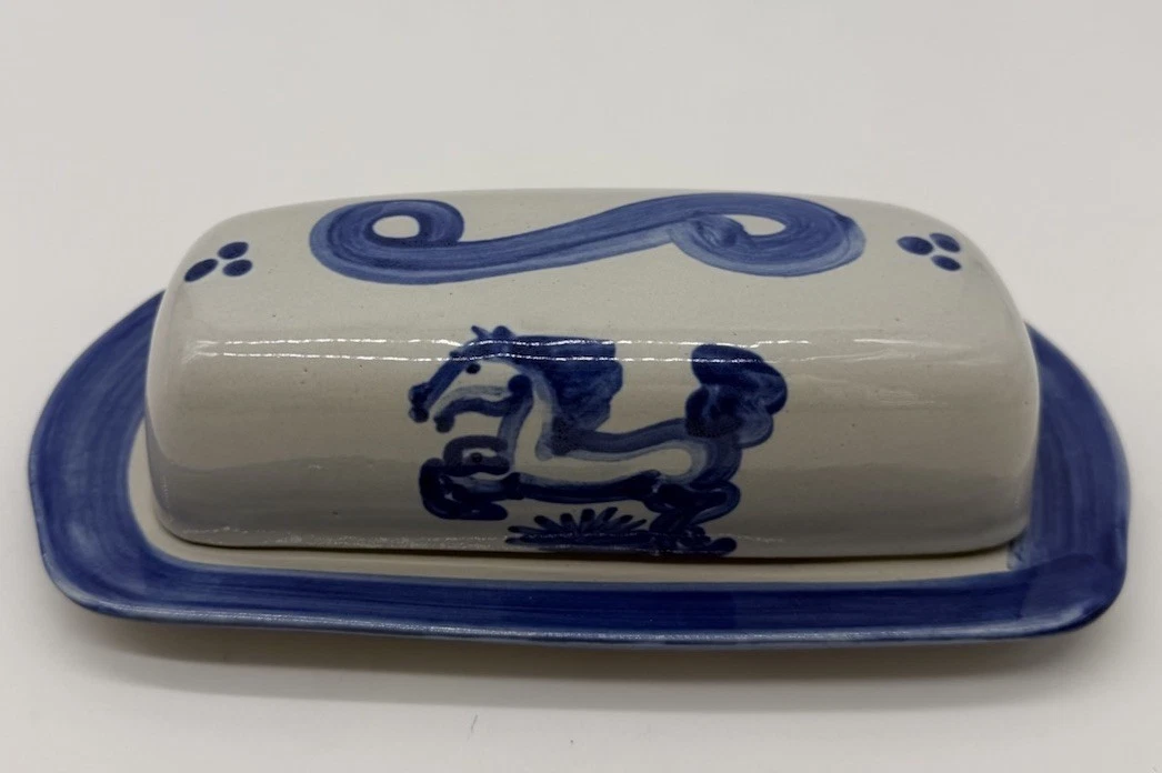 VINTAGE MA Hadley Art Pottery Oval Horse 1/4 Pound Butter Dish. Hard To Find
