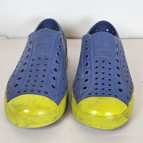 Native Jefferson Unisex Youth Sz C13 Boy Girl Water Play Shoes Navy Vegan slipon - Picture 2 of 16