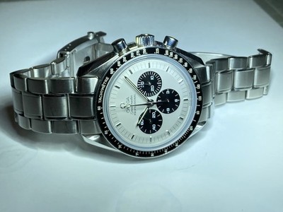 OMEGA Speedmaster Mitsukoshi dial Sapphire And Ceramic Insert.