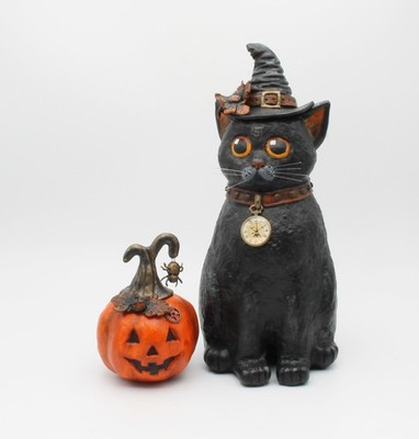 Handgefertigte Halloween Katze & Kürbis Deko. Tonpuppe.