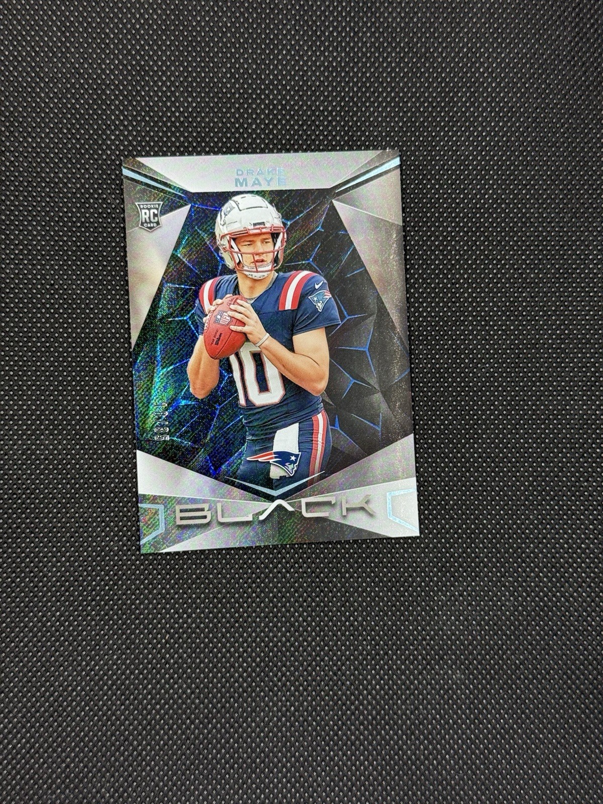 2024 Panini Black - Rookies Sapphire #128 Drake Maye /35 (RC)