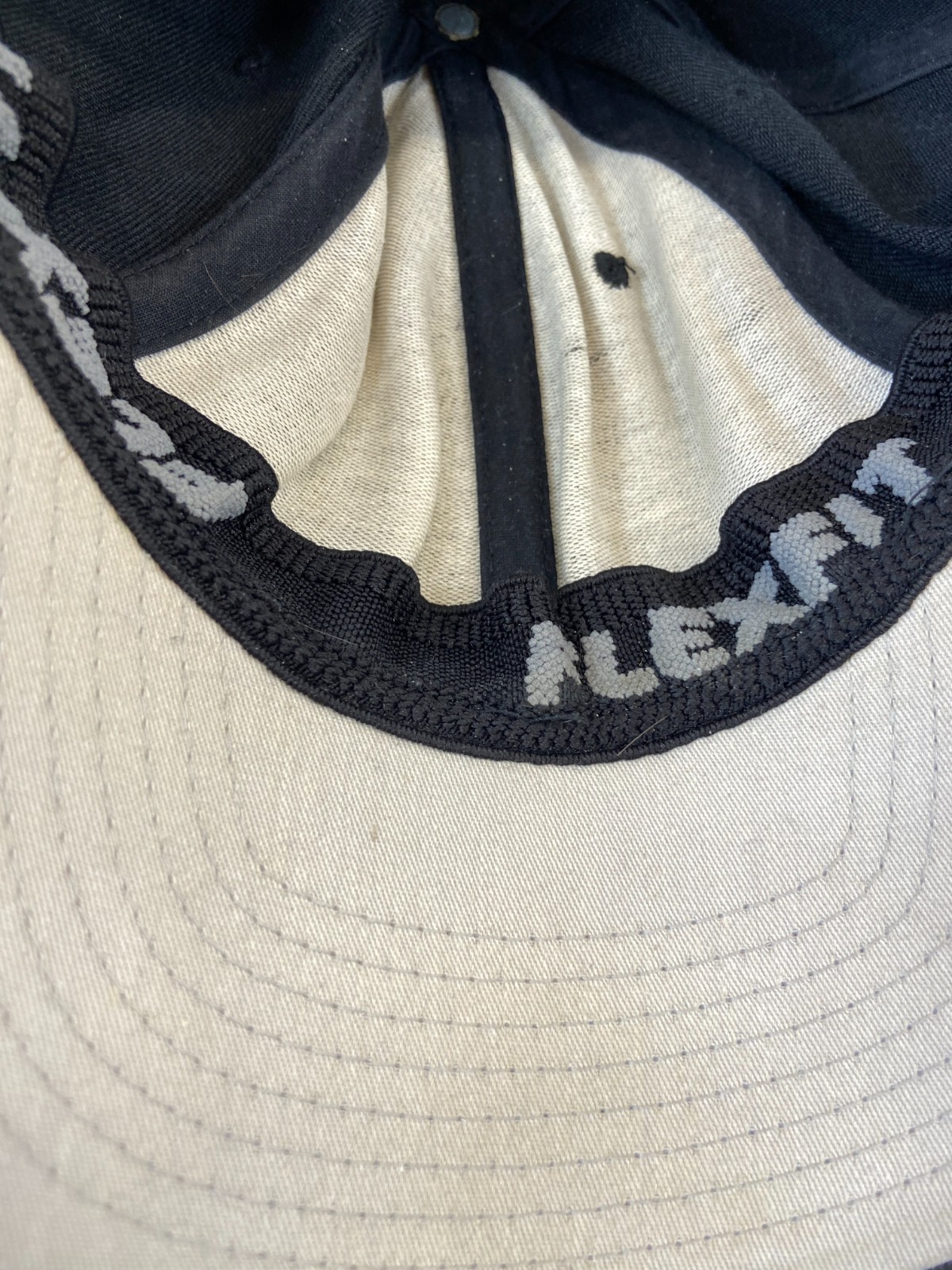 Black Solid Baseball Cap Fitted Hat Sports FlexFi… - image 8