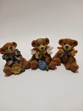 Artmark1998 Original Bear Figurine Bow,Flowers Collectible