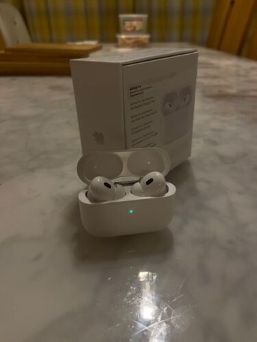 Apple AirPods Pro 2nd Generation With Magsafe Wireless Charging Case - White - Picture 1 of 6