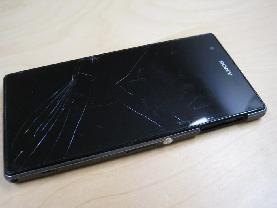 Smartphone Sony Xperia Z1s C6916 - 32GB - Negro (T-Mobile) - Para piezas Foto 3 de 4