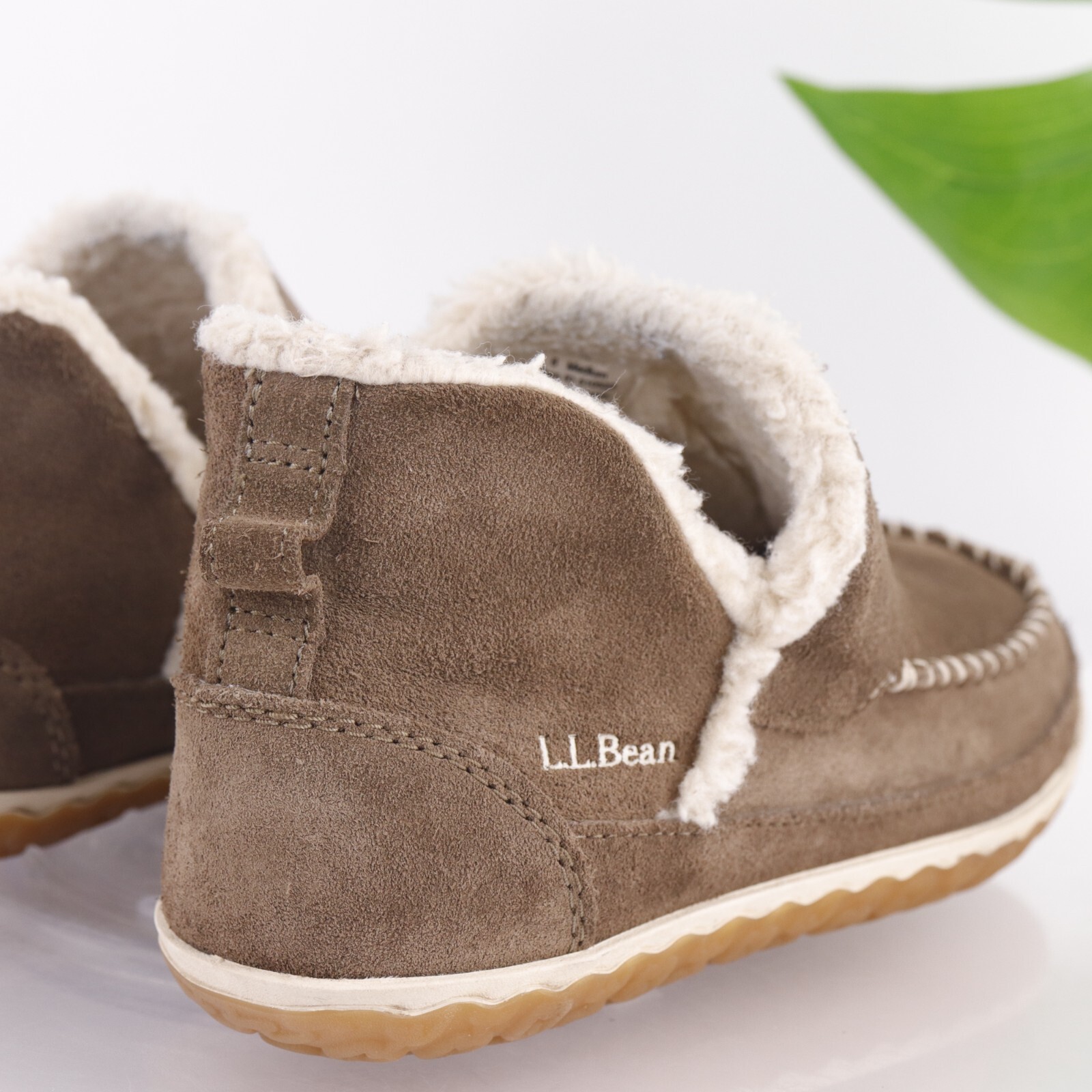 LL Bean Women's Mountain Slipper Moc Boot Size 6 Brown Suede Indoor