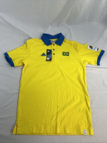 Offizielles FIFA WM 2014 Brasilien Poloshirt Adidas Erwachsene klein S neu mit Etikett - Bild 1 von 6