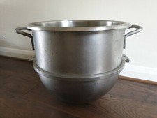 HOBART Fit 30QT Stainless Steel Bowl BAKERY EQUIPMENT In Very Good Condition.