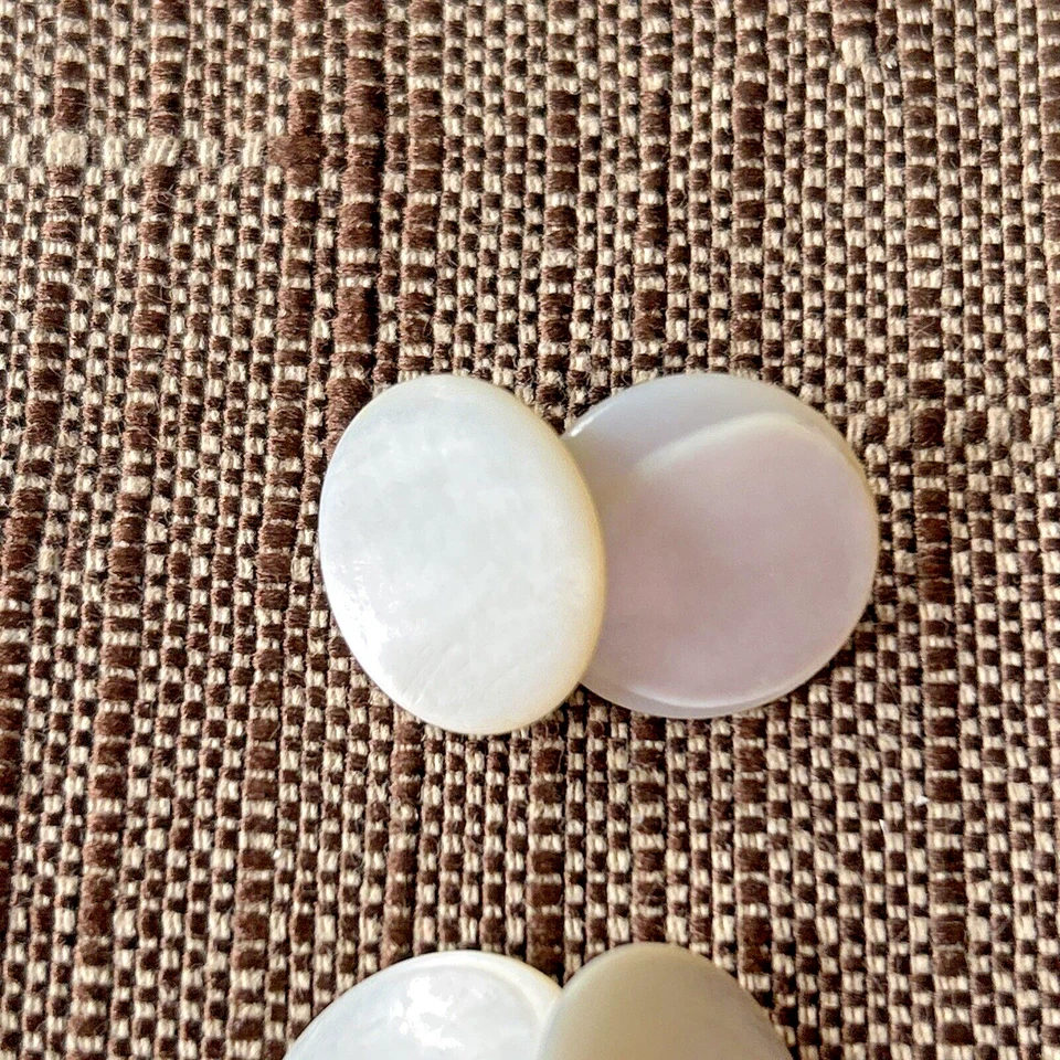 Gemelos de doble cara vintage - círculos concéntricos blancos madreperla Foto 2 de 4