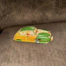 MARX TIN LITHO WIND UP WOODY WOODIE CAR WITH FAMILY LM 52 GREAT SHAPE rare