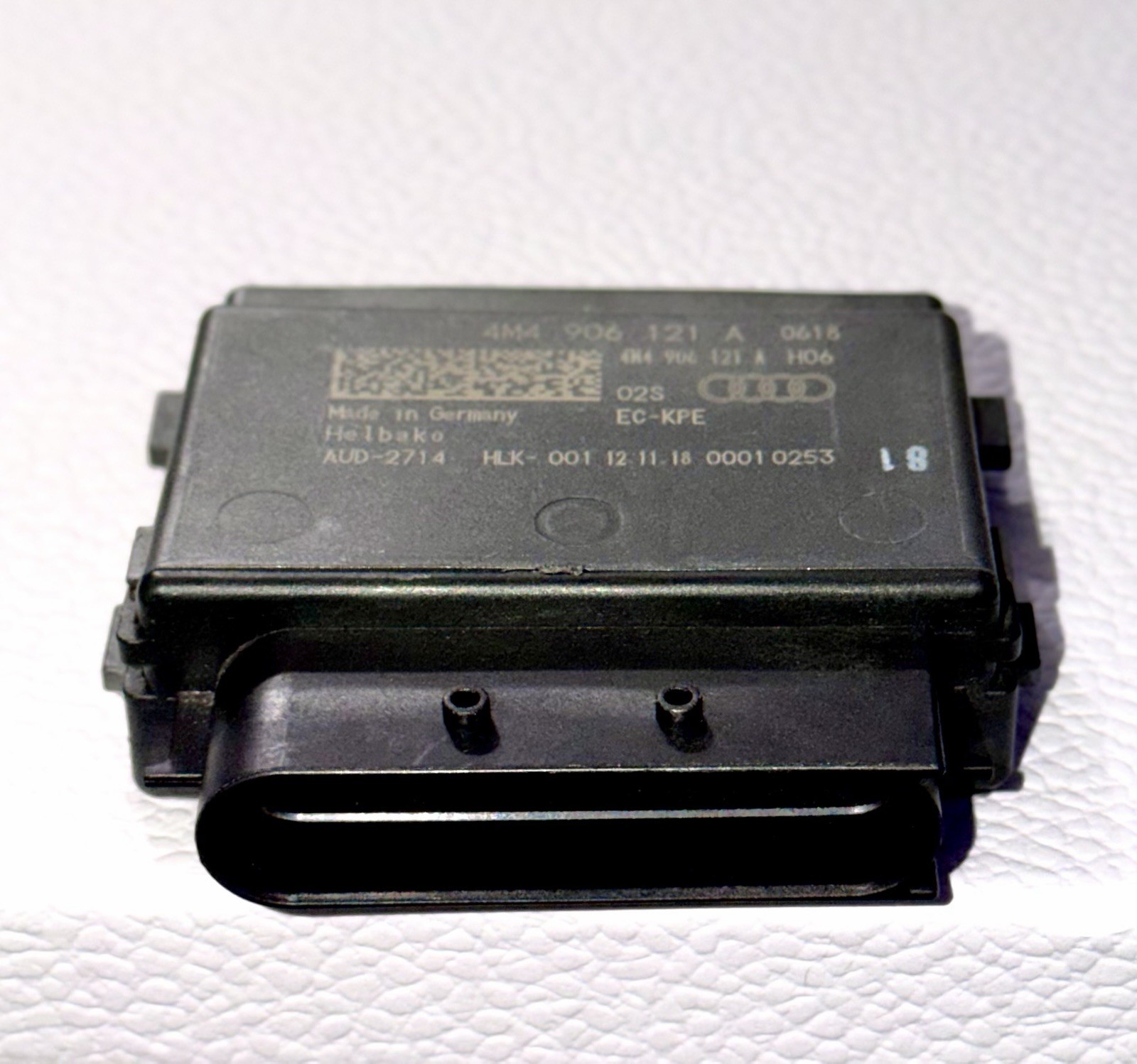 Brand New OEM Audi / Lamborghini Fuel Pump Control Module (4M4906121A)