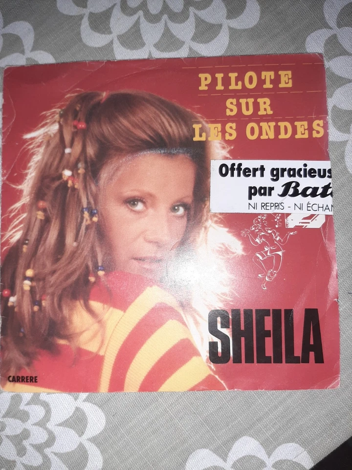 SHEILA SP OFFERT PAR BATA - Photo 1/1