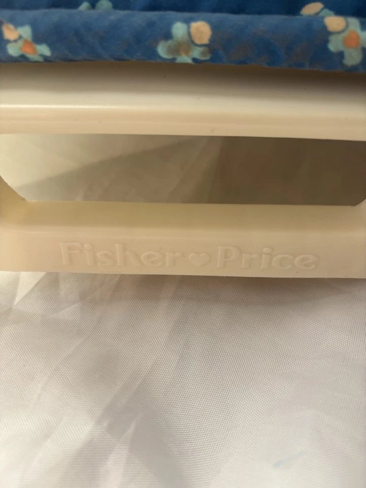 Vintage Infant Rocker Seat Fisher Price Reborn Baby Doll Collectible So Cute 🤩 - Image 2 of 4