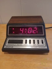 Vintage Spartus Neptune Model 110 LED Alarm Clock Retro Woodgrain Tested & Works