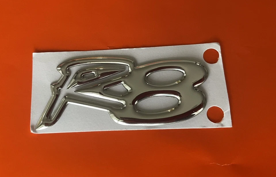 Insignia cromada HSV VT VU VX Clubsport R8 Maloo Clubsport Grange Senator Foto 3 de 4