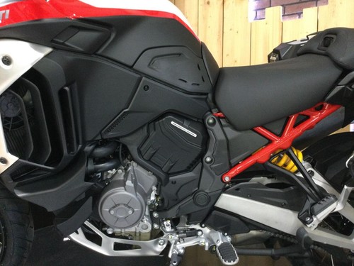 Ducati Multistrada V4 Rally Adventure Travel & Radar 2025. Finance at just 4.9% - Picture 6 of 10